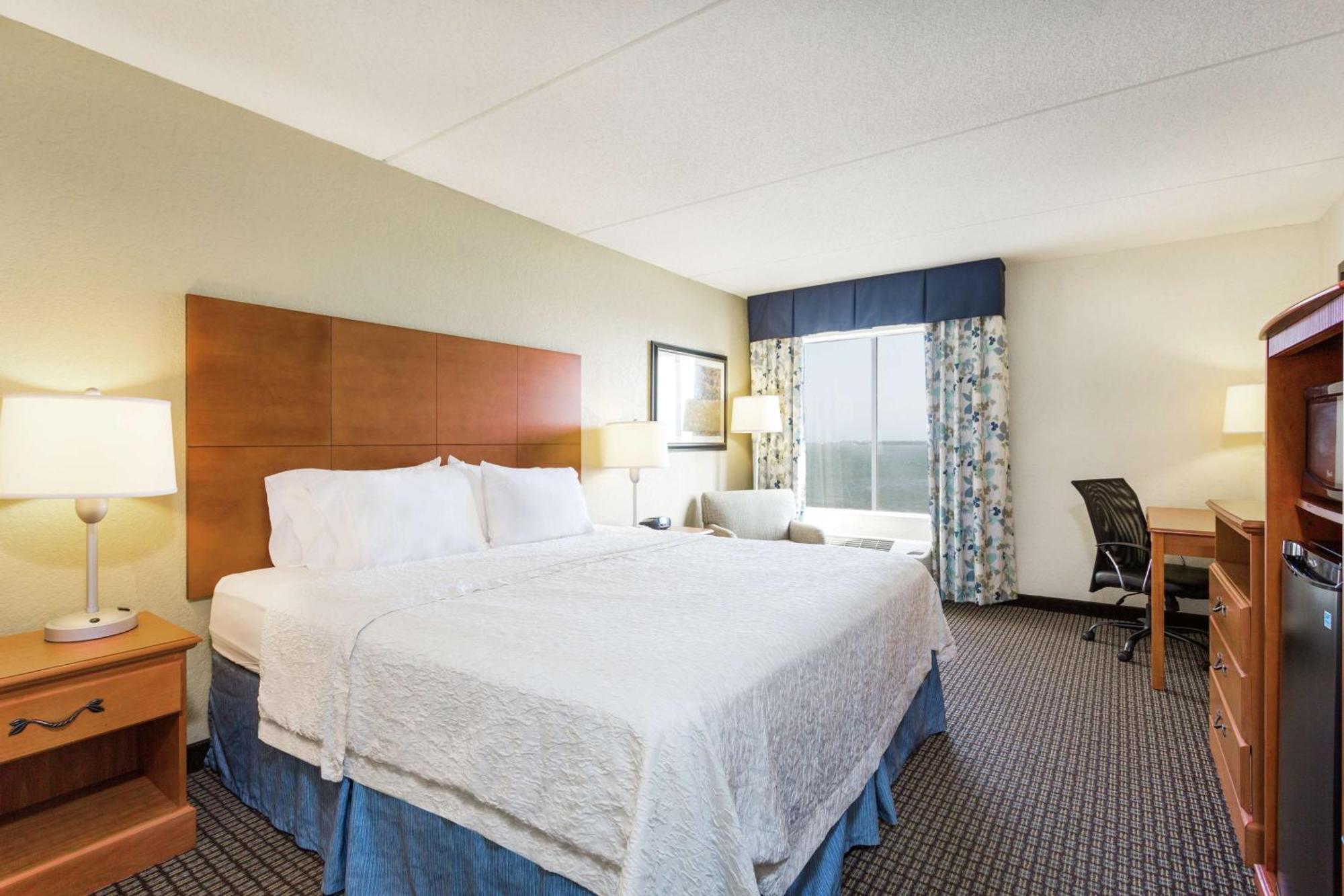 Hampton Inn מורהד סיטי מראה חיצוני תמונה