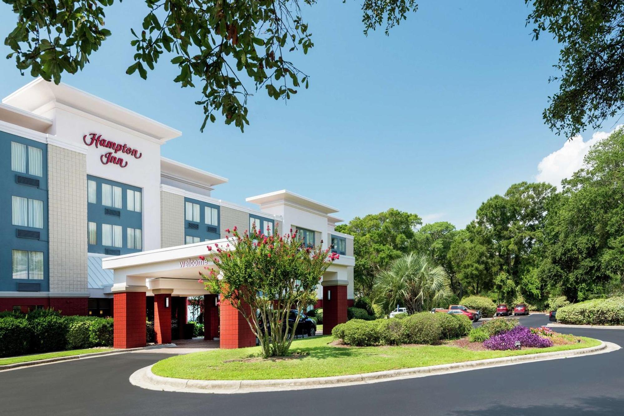 Hampton Inn מורהד סיטי מראה חיצוני תמונה