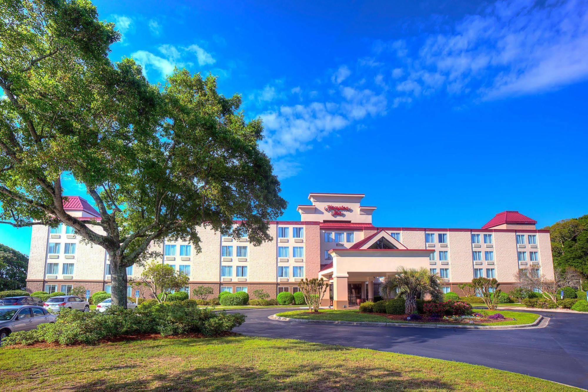 Hampton Inn מורהד סיטי מראה חיצוני תמונה
